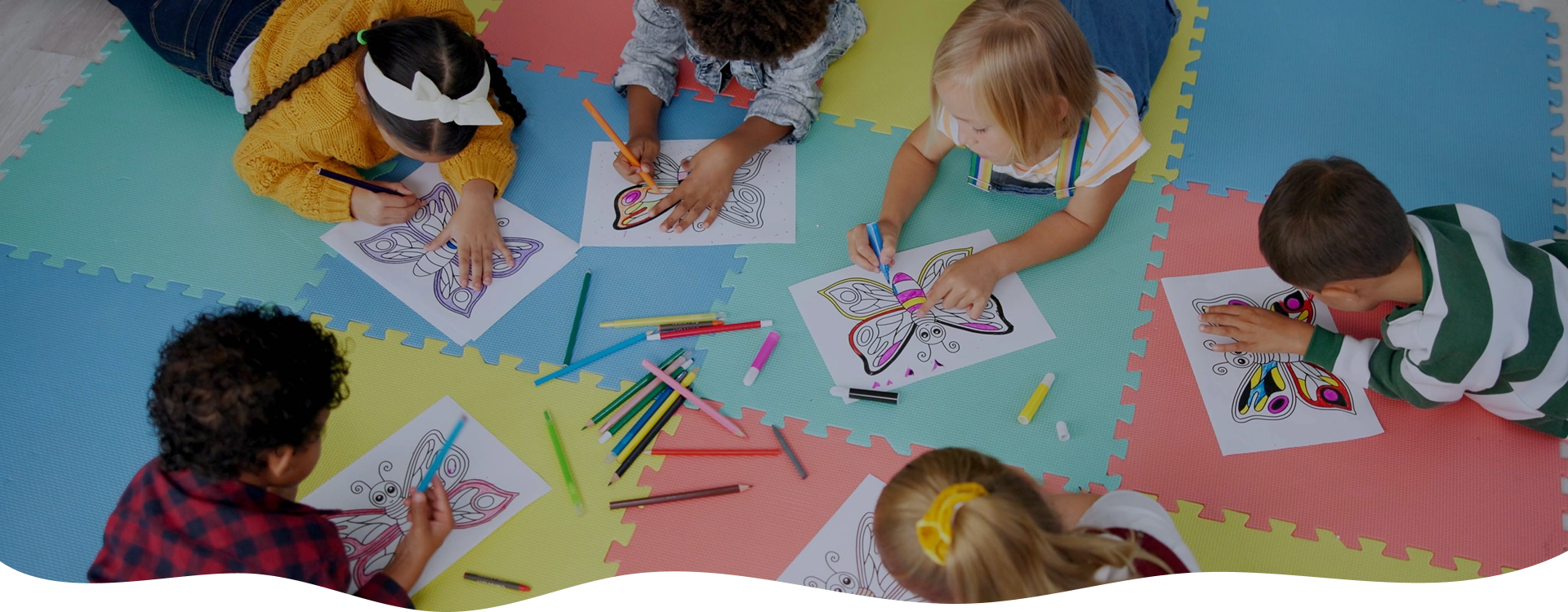 kids make drawing