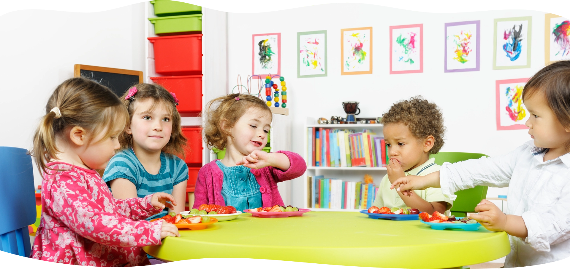kids eating food kids eating food